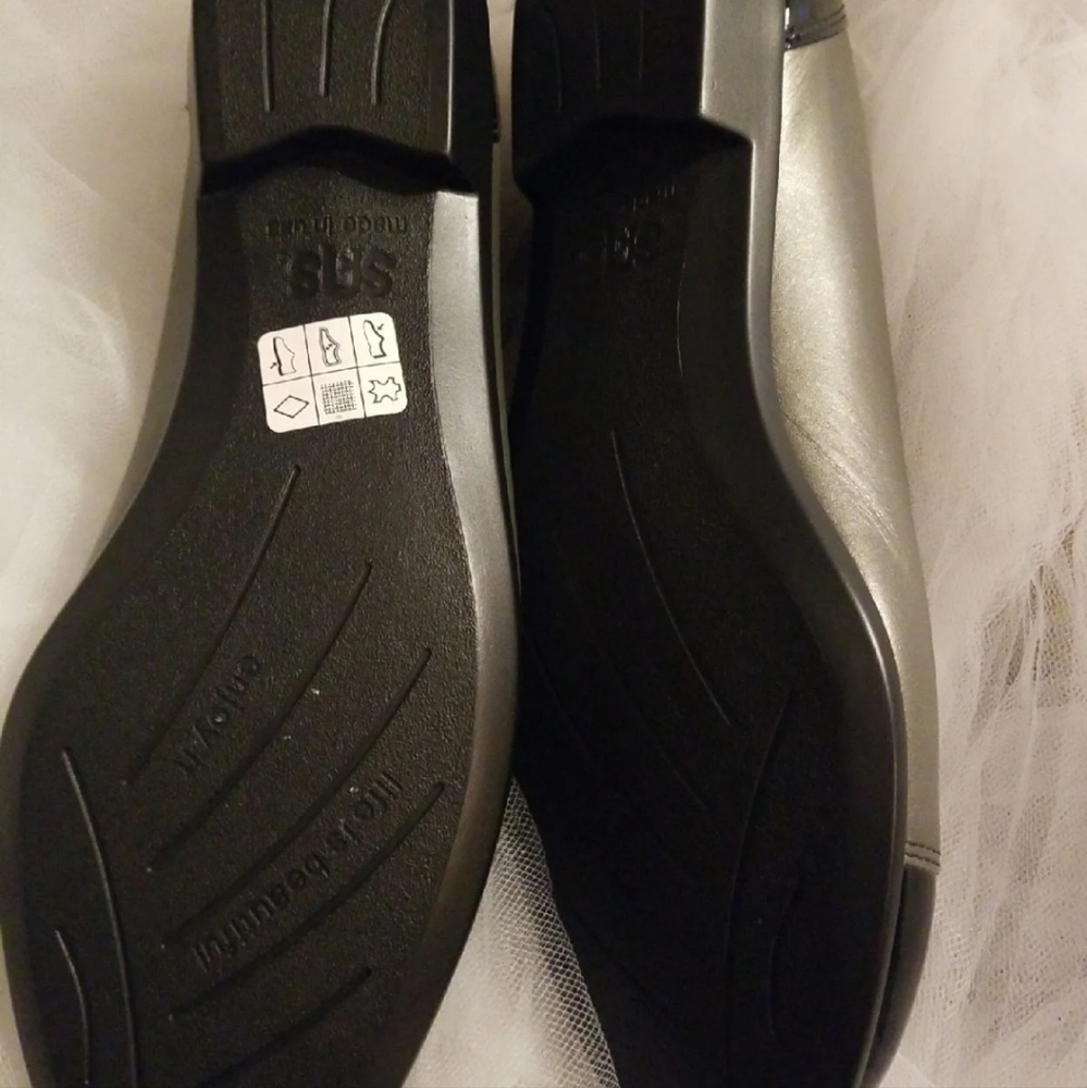 Sas Flats Size 8 - image 5